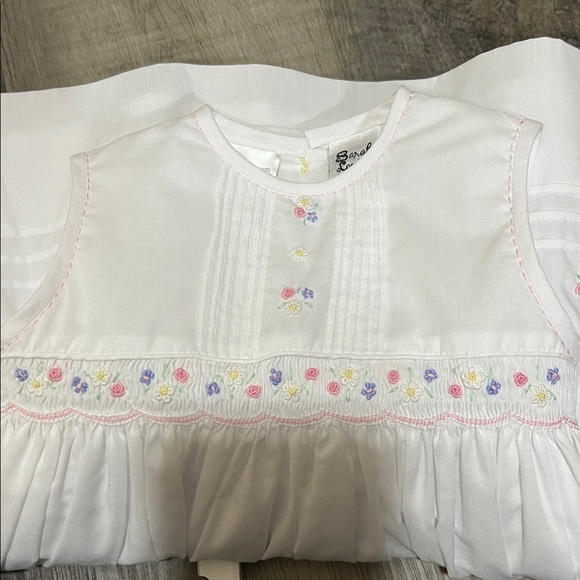 Sarah Louise smocked with rosettes dress size 12M - Picture 7 of 11